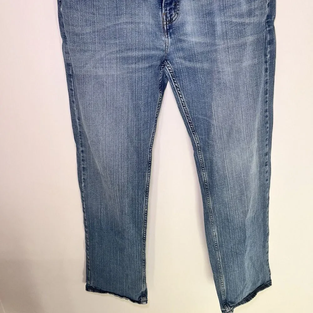 Levis these levi